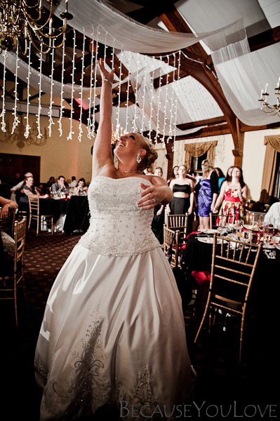 boquet toss