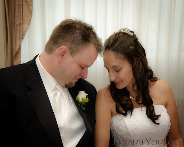 bride groom touch
