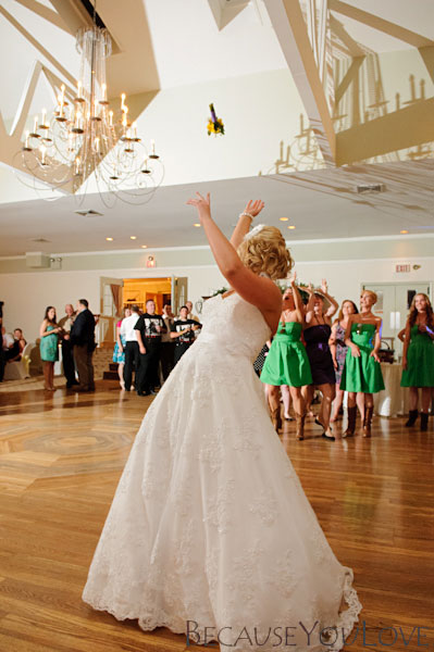bride tosses boquet