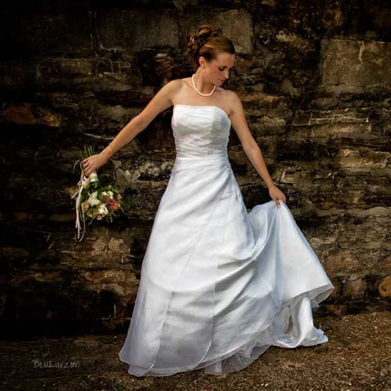 bride portrait showing white dress